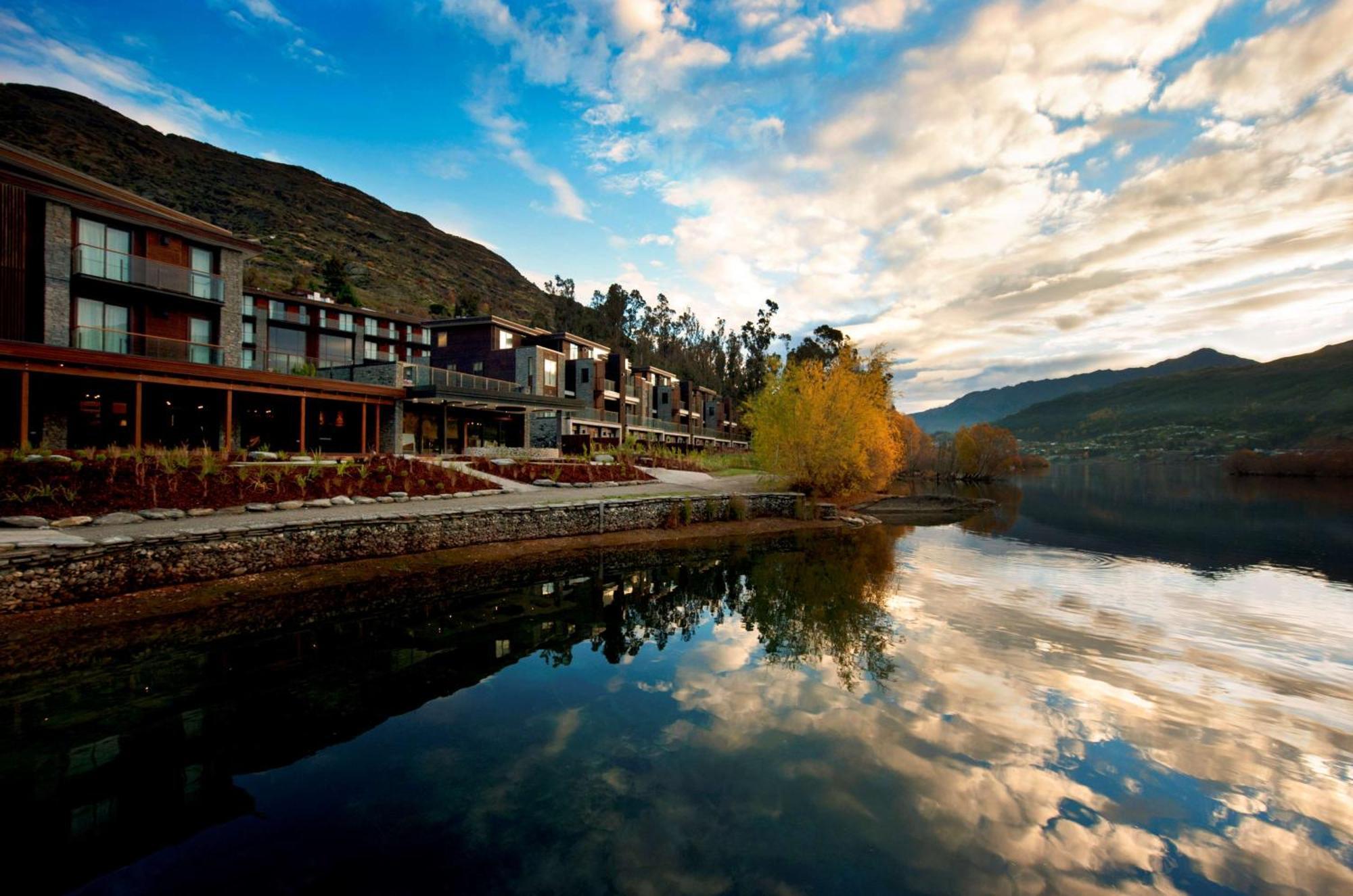 Hilton Queenstown Resort & Spa Εξωτερικό φωτογραφία The Cove Lakeside Resort